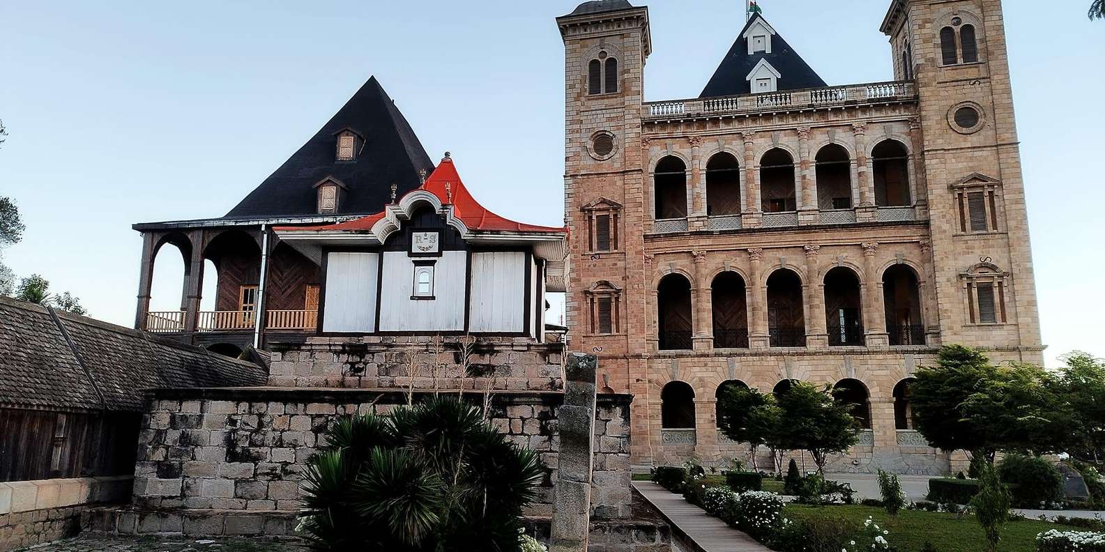 Budaya Madagaskar daerah Antananarivo