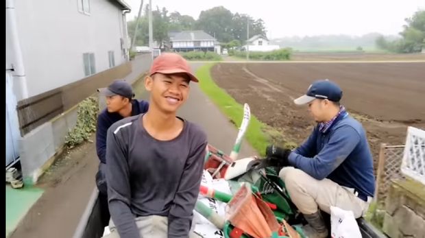 gaji tukang kebun di Jepang