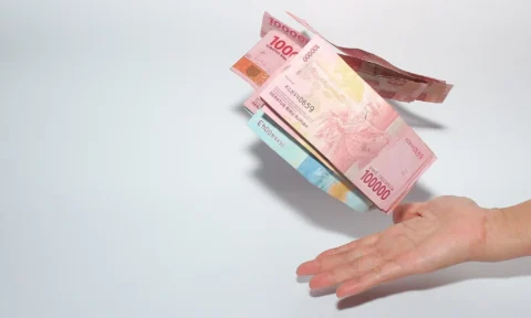 Aturan Terbaru Bawa Uang Tunai Keluar Negeri dari Indonesia