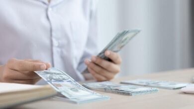 apa itu placement fee untuk pekerja migran.